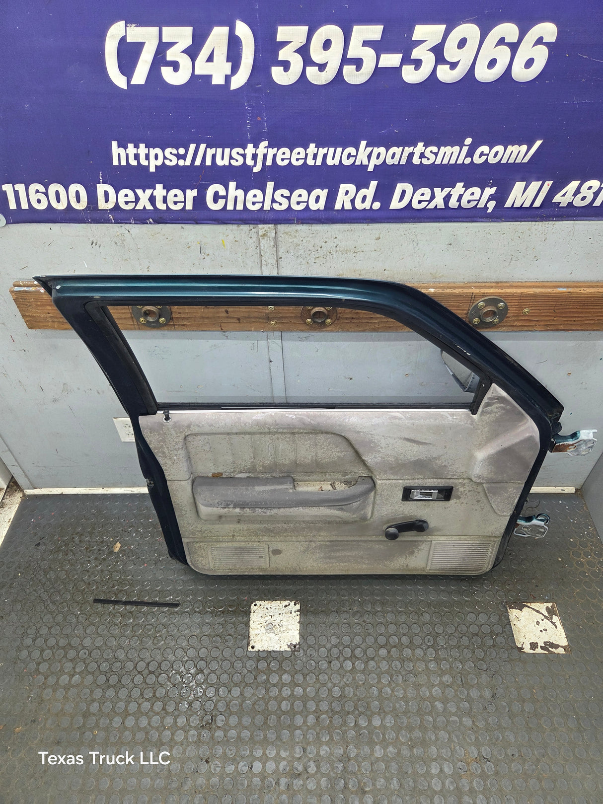 1992-1996 Dodge Dakota LH Driver Side Front Door