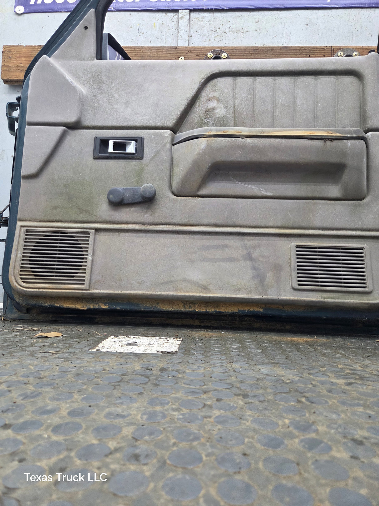 1992-1996 Dodge Dakota RH Passenger Side Front Door
