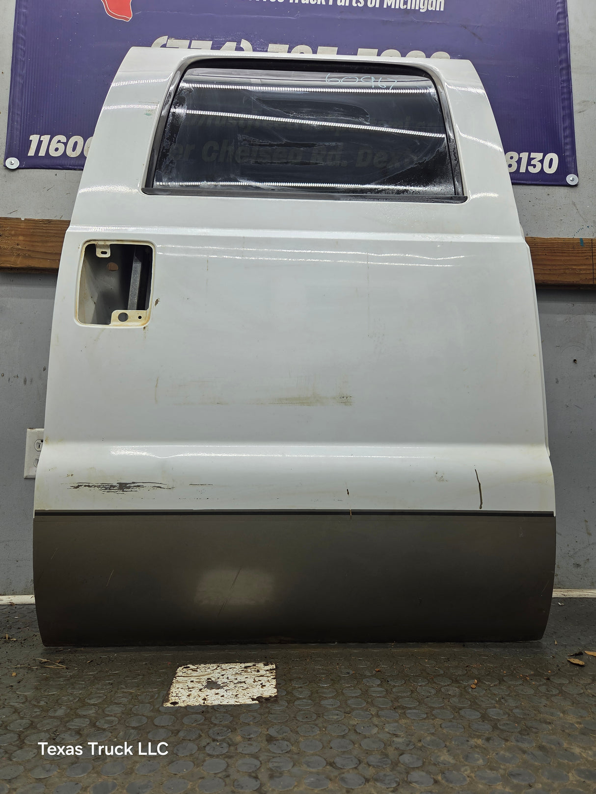 1999-2011 Ford Super Duty RH Passenger Side Rear Crew Cab Door F250 F350 F450 F550