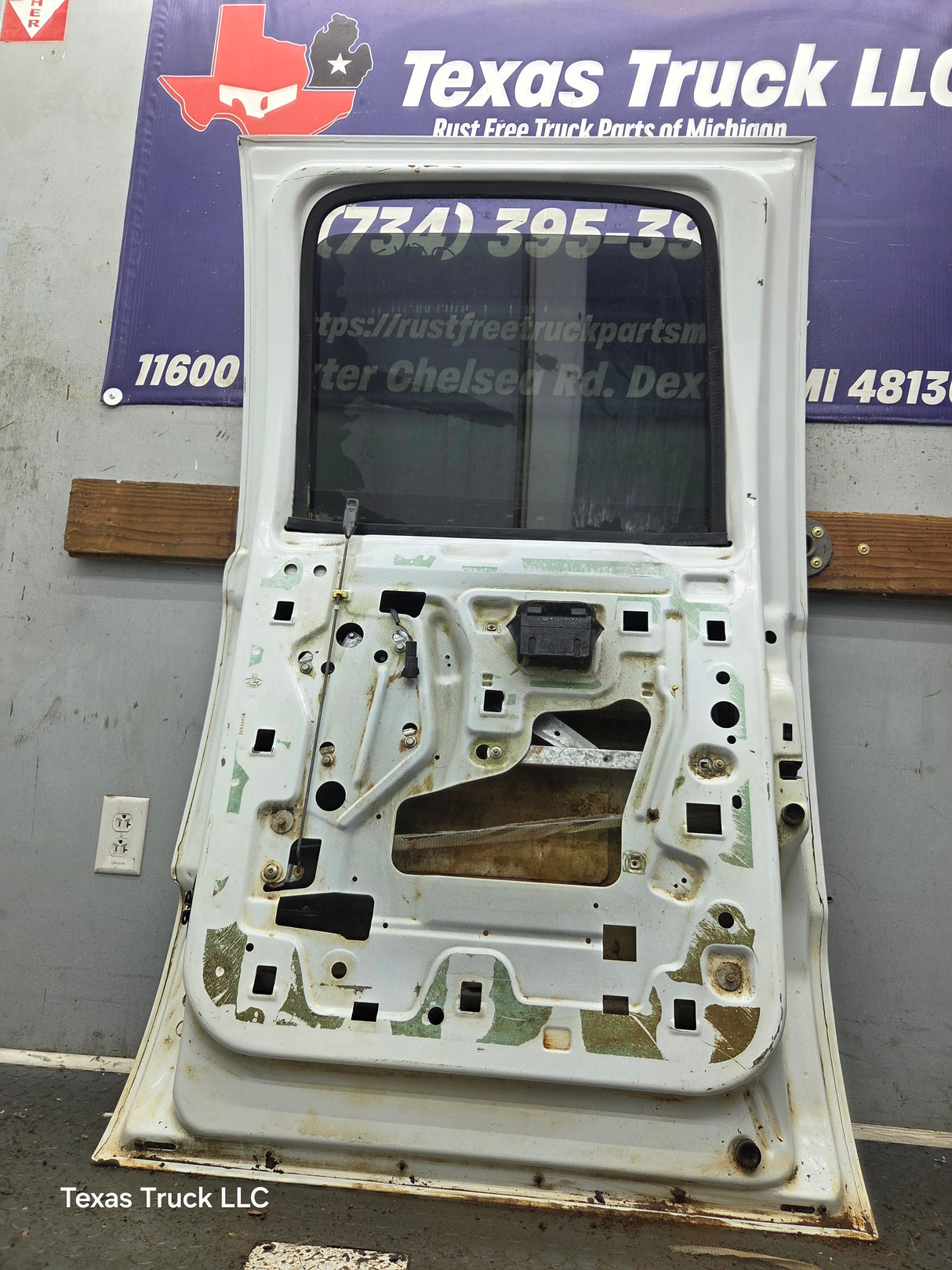 1999-2011 Ford Super Duty RH Passenger Side Rear Crew Cab Door F250 F350 F450 F550