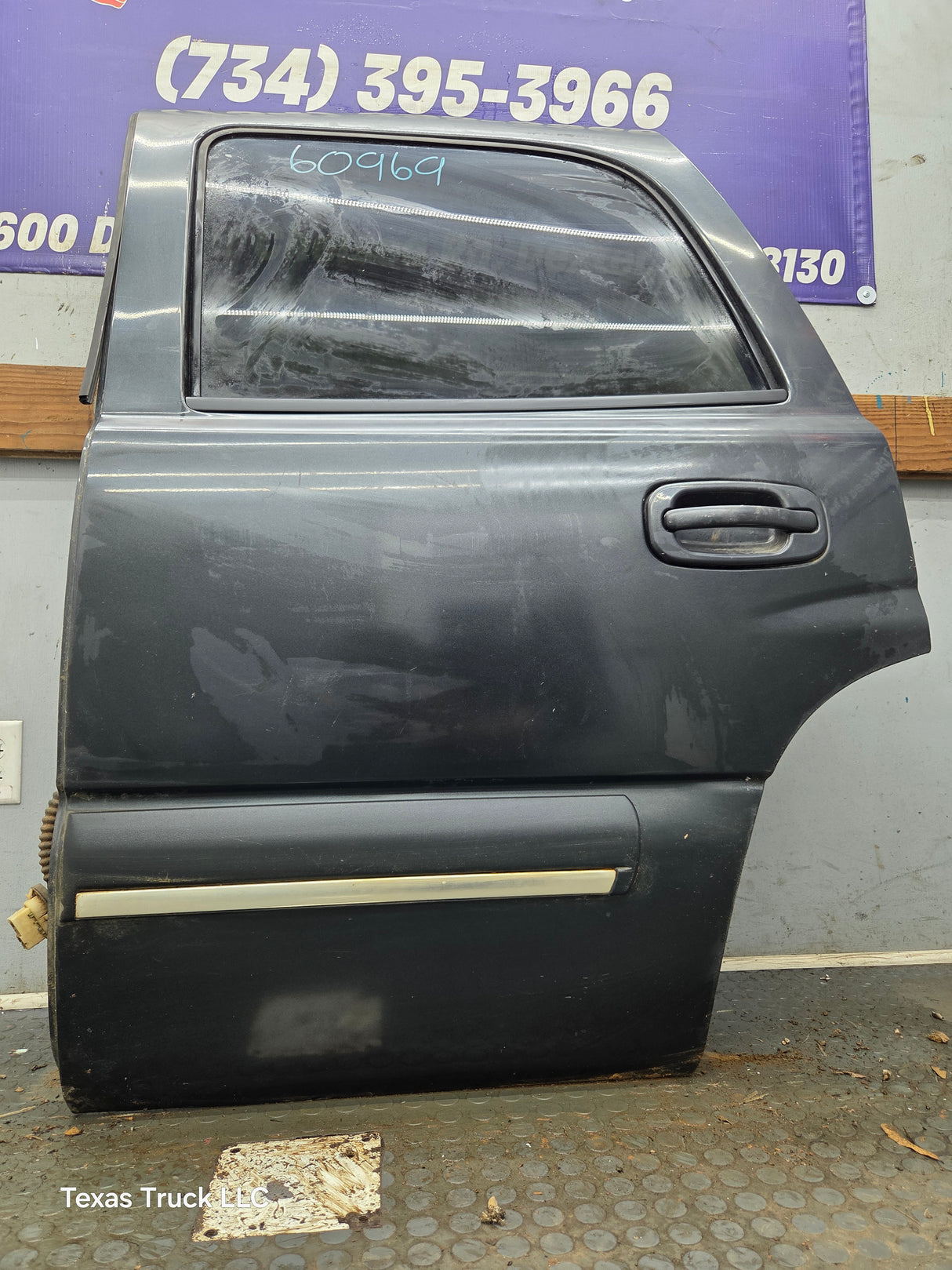 2001-2006 Chevrolet Tahoe / GMC Yukon 1500 2500HD Rear Driver Side Rear Door LH