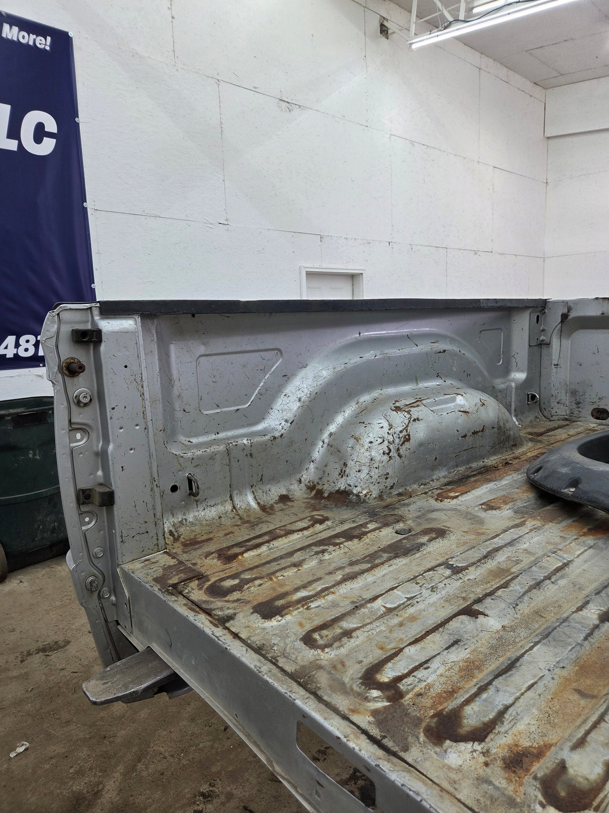 2009-2018 Dodge Ram 4th Gen 1500 2500 3500 6' 4" Short Truck Bed