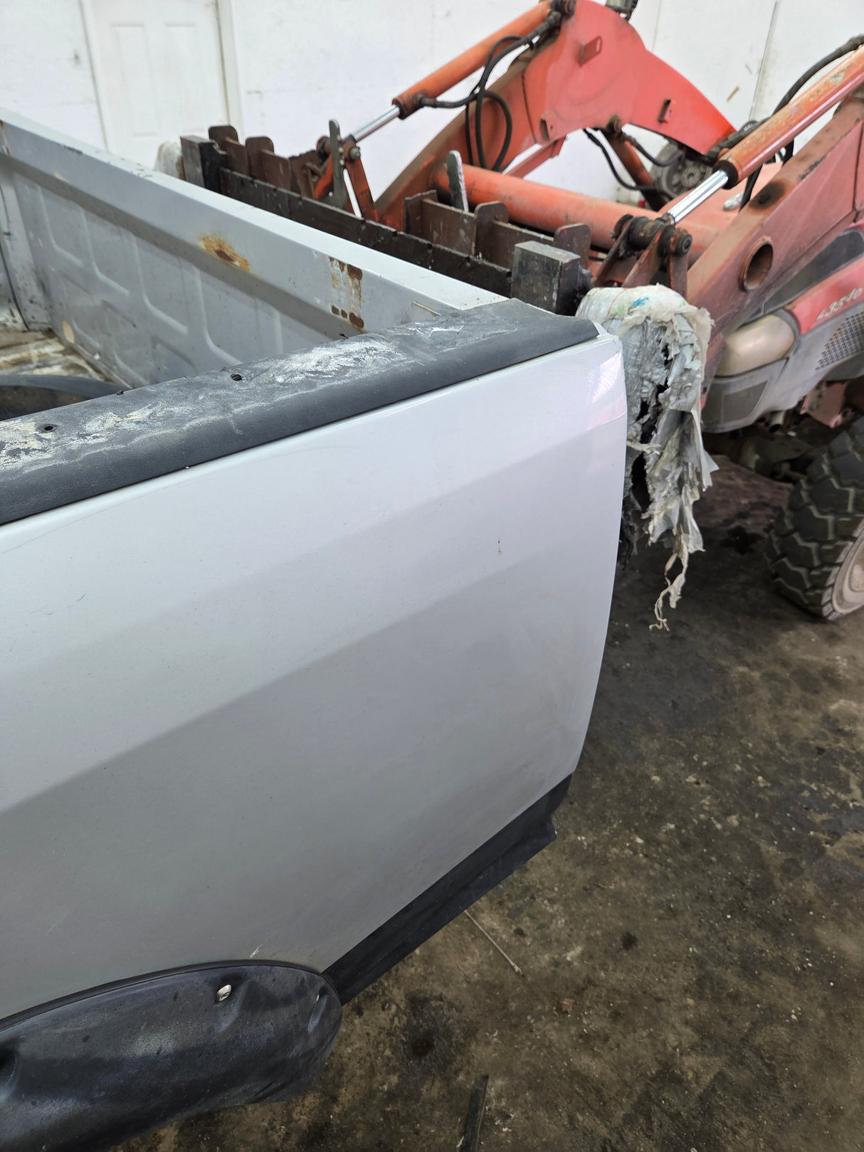 2009-2018 Dodge Ram 4th Gen 1500 2500 3500 6' 4" Short Truck Bed