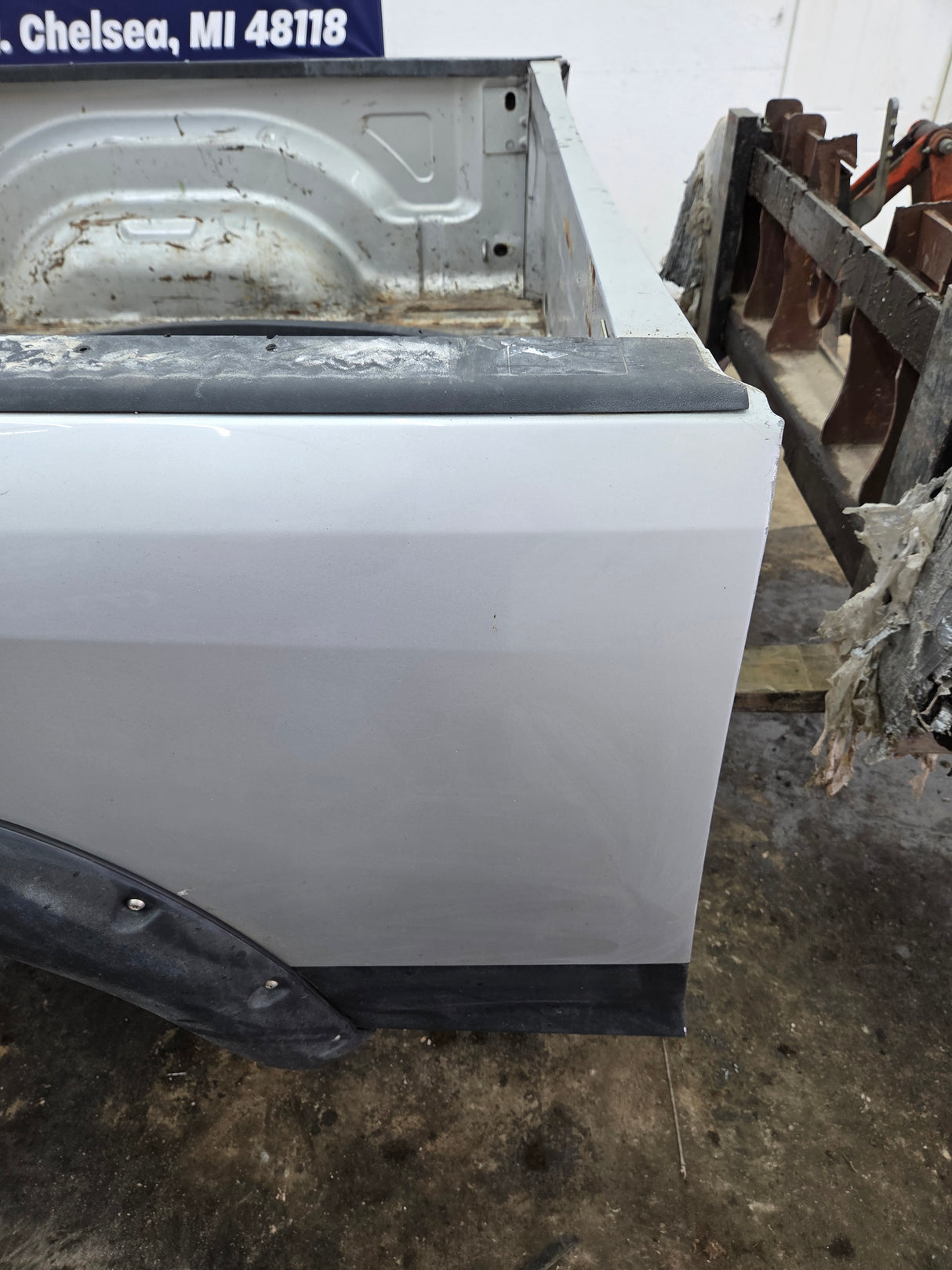 2009-2018 Dodge Ram 4th Gen 1500 2500 3500 6' 4" Short Truck Bed