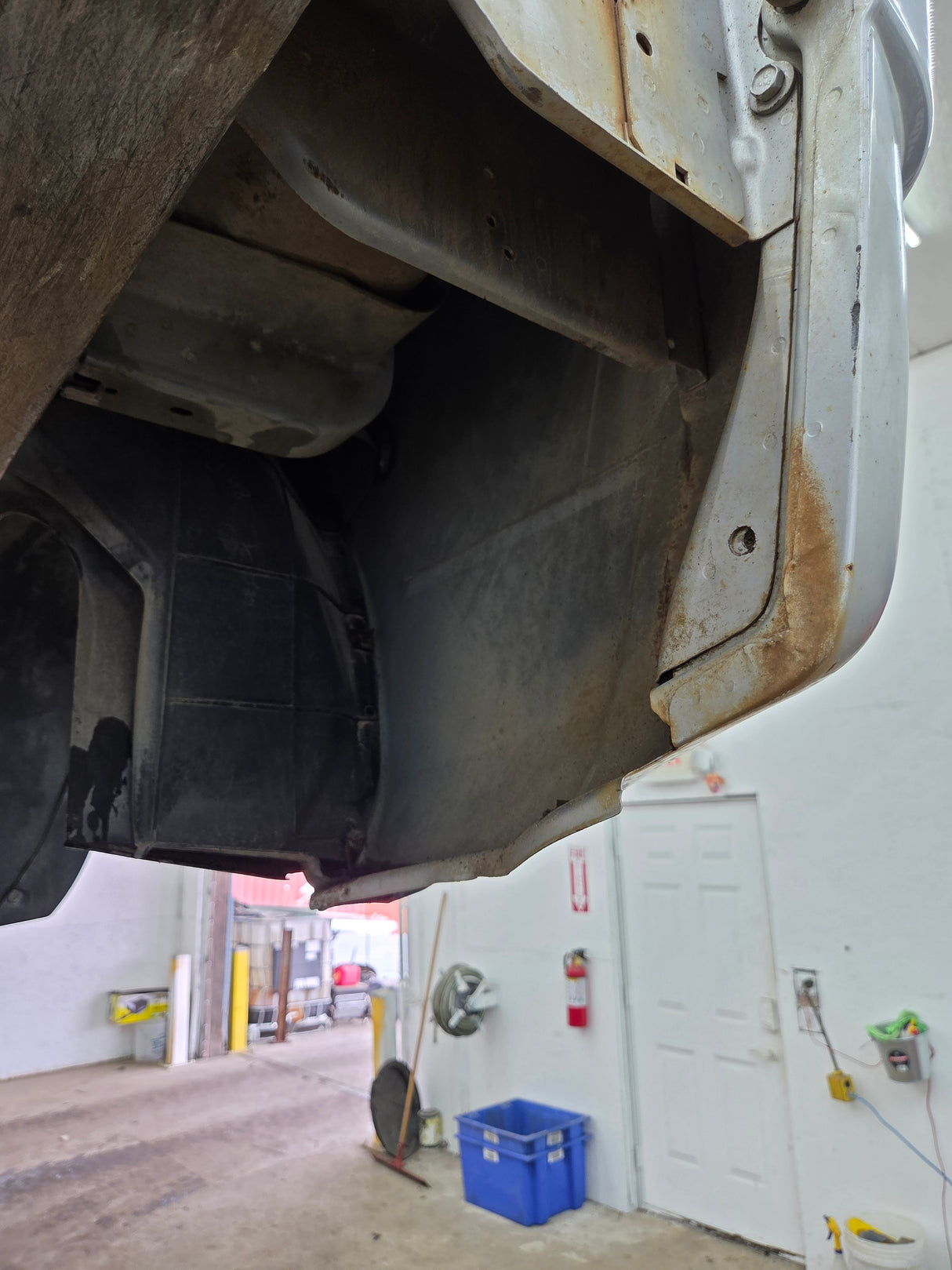 2009-2018 Dodge Ram 4th Gen 1500 2500 3500 6' 4" Short Truck Bed