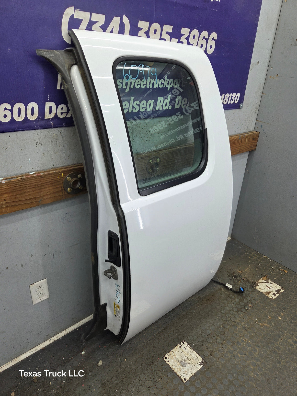 2007-2013 Chevrolet Silverado / GMC Sierra 1500 2500 3500 HD Driver Side Extended Cab LH Rear Door
