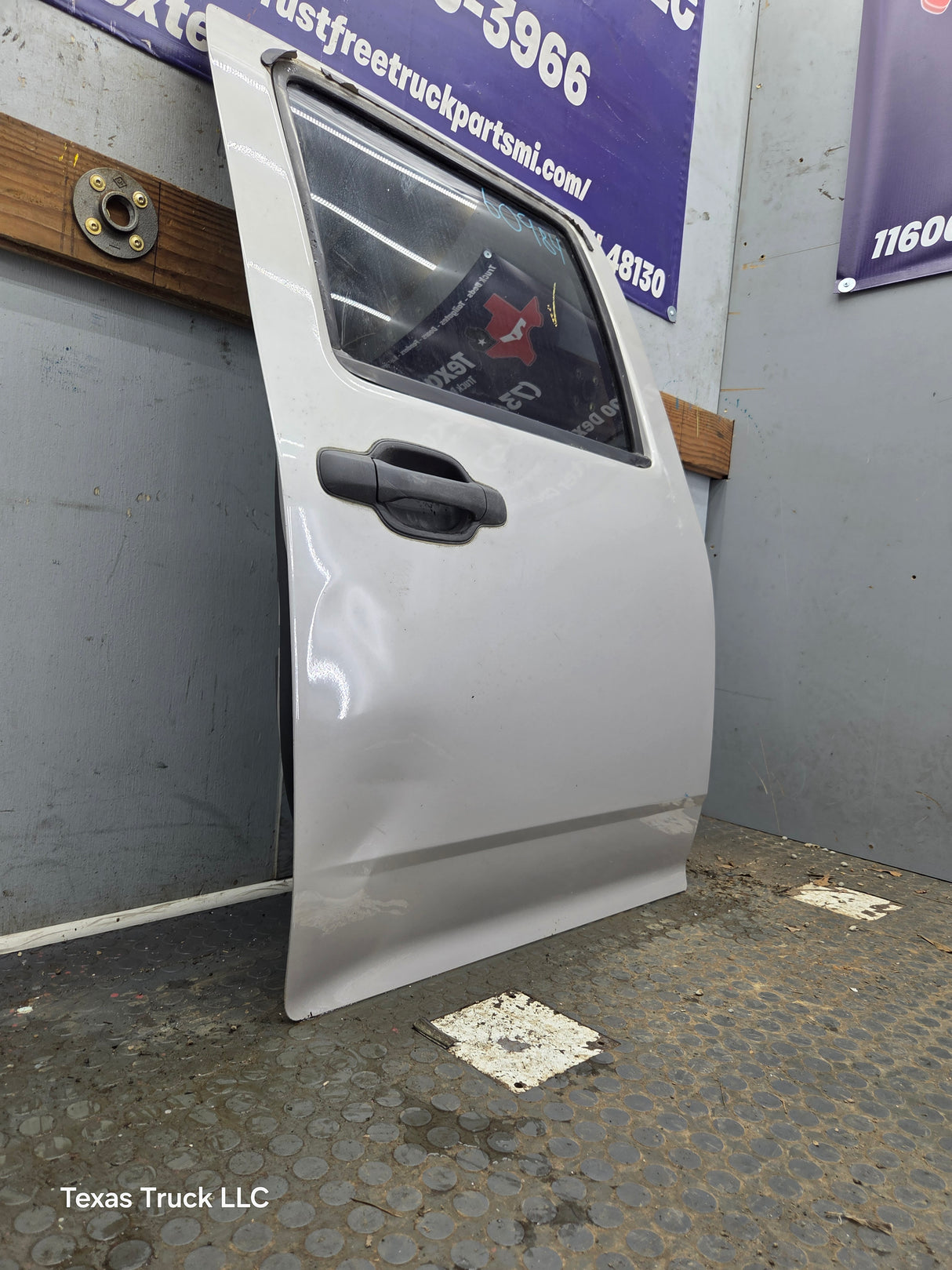 2004-2012 Chevrolet Colorado / GMC Canyon Passenger Side Rear Crew Cab Door RH