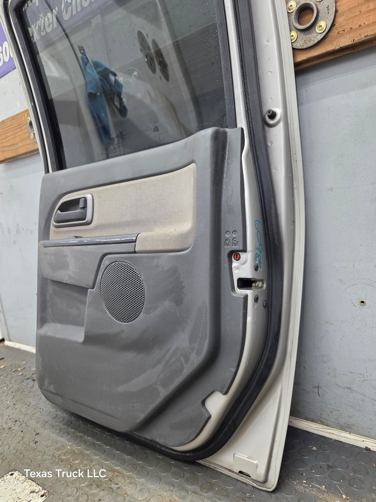 2004-2012 Chevrolet Colorado / GMC Canyon Passenger Side Rear Crew Cab Door RH