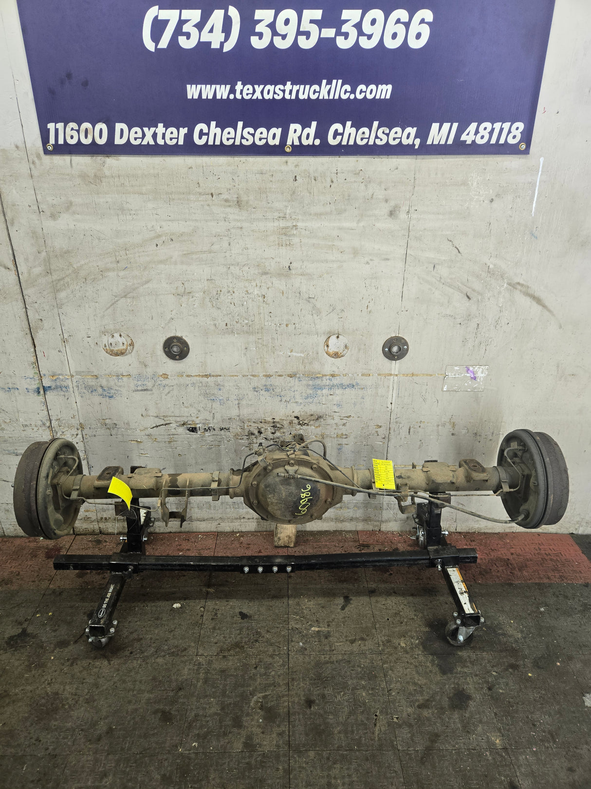 2005-2007 Chevrolet Silverado GMC Sierra 1500 3.23 Rear Axle