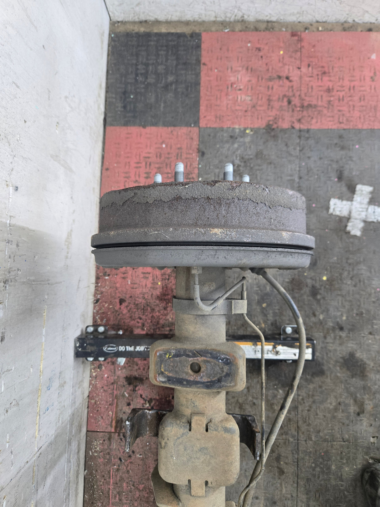 2005-2007 Chevrolet Silverado GMC Sierra 1500 3.23 Rear Axle