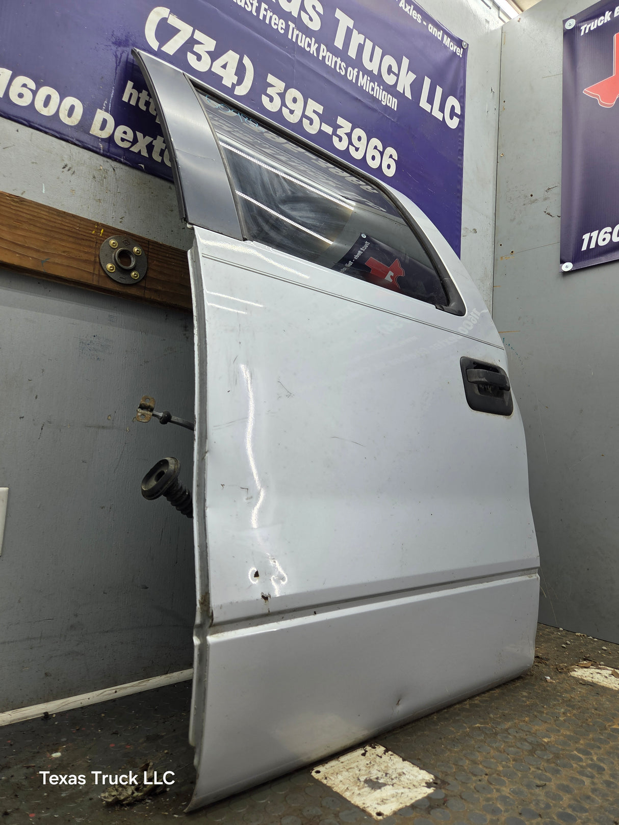 2004-2008 Ford F150 Rear LH Driver Crew Cab Door