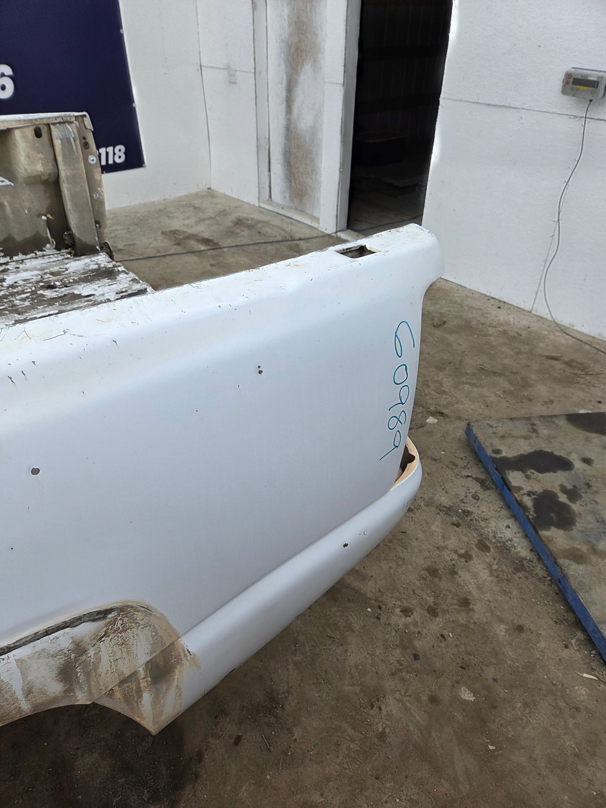 1999-2007 Chevrolet Silverado / GMC Sierra 1500 2500 3500 HD 8' Long Bed Truck Bed