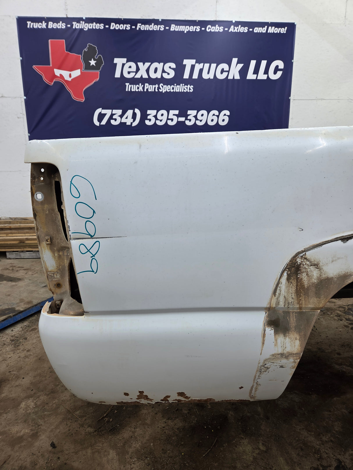 1999-2007 Chevrolet Silverado / GMC Sierra 1500 2500 3500 HD 8' Long Bed Truck Bed