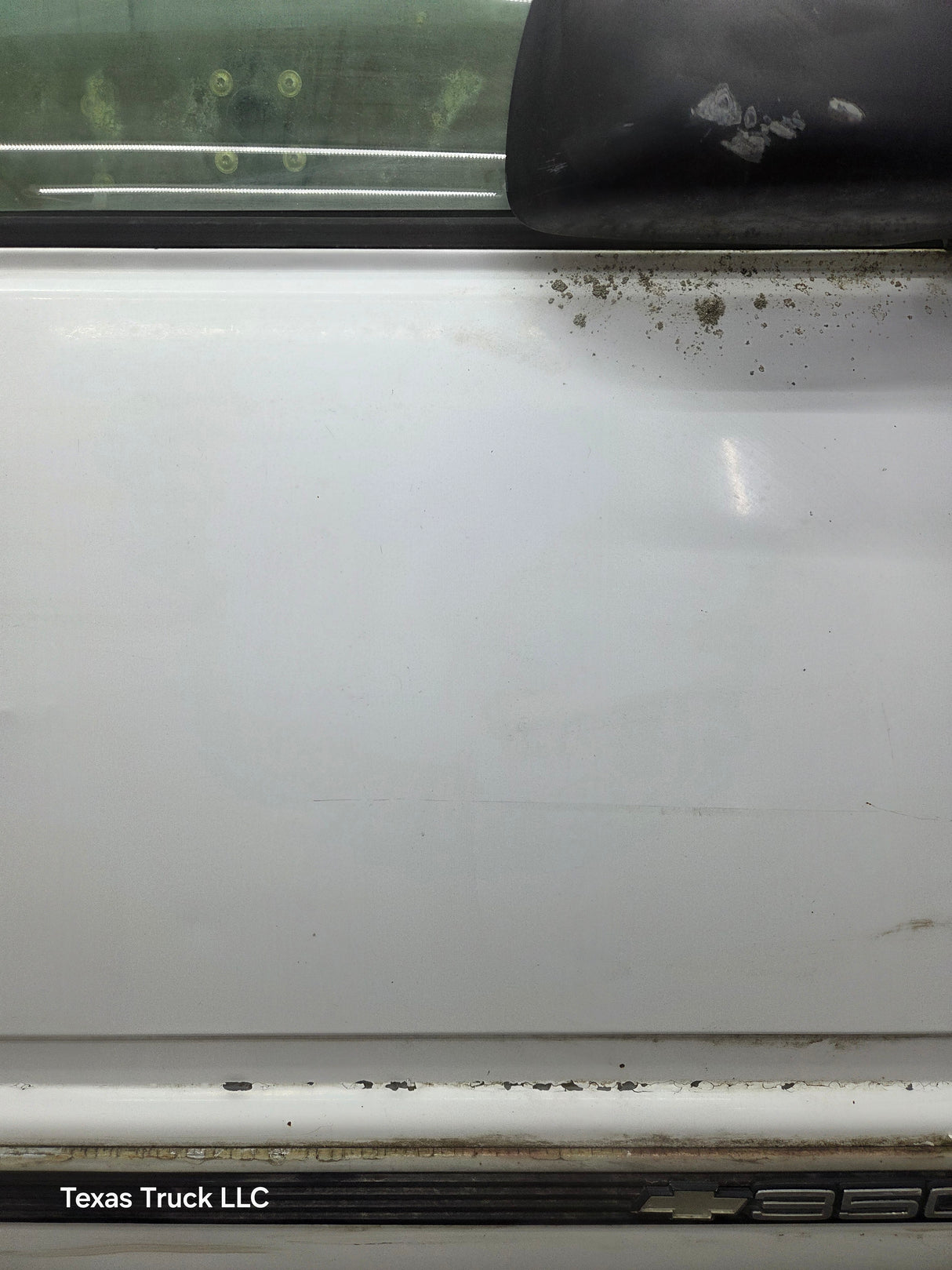 1988-2000 Chevrolet Silverado Suburban GMC Sierra RH Front Passenger Door