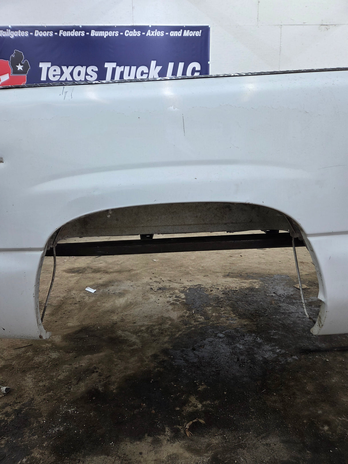 1999-2007 Chevrolet Silverado / GMC Sierra 1500 2500 3500 HD 8' Long Bed Truck Bed