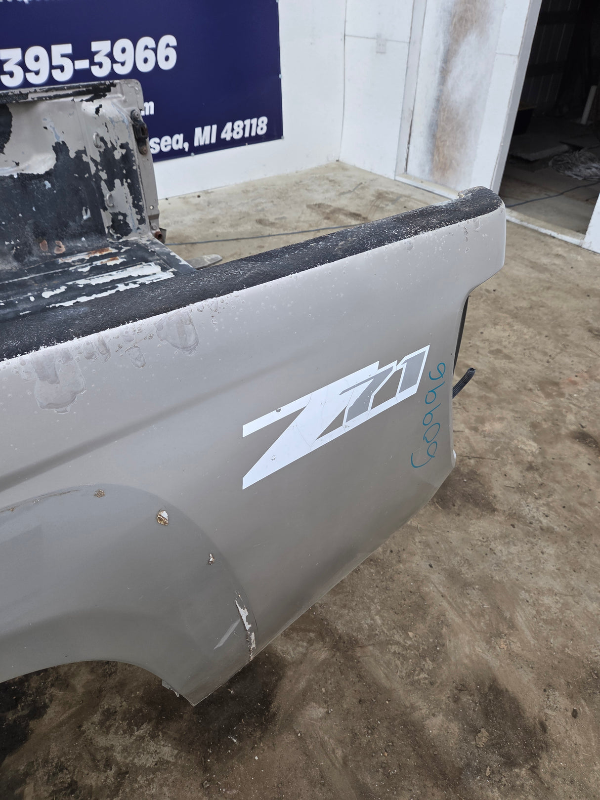 2004-2012 Chevrolet Colorado / GMC Canyon Short / Mid Size Truck Bed 73"