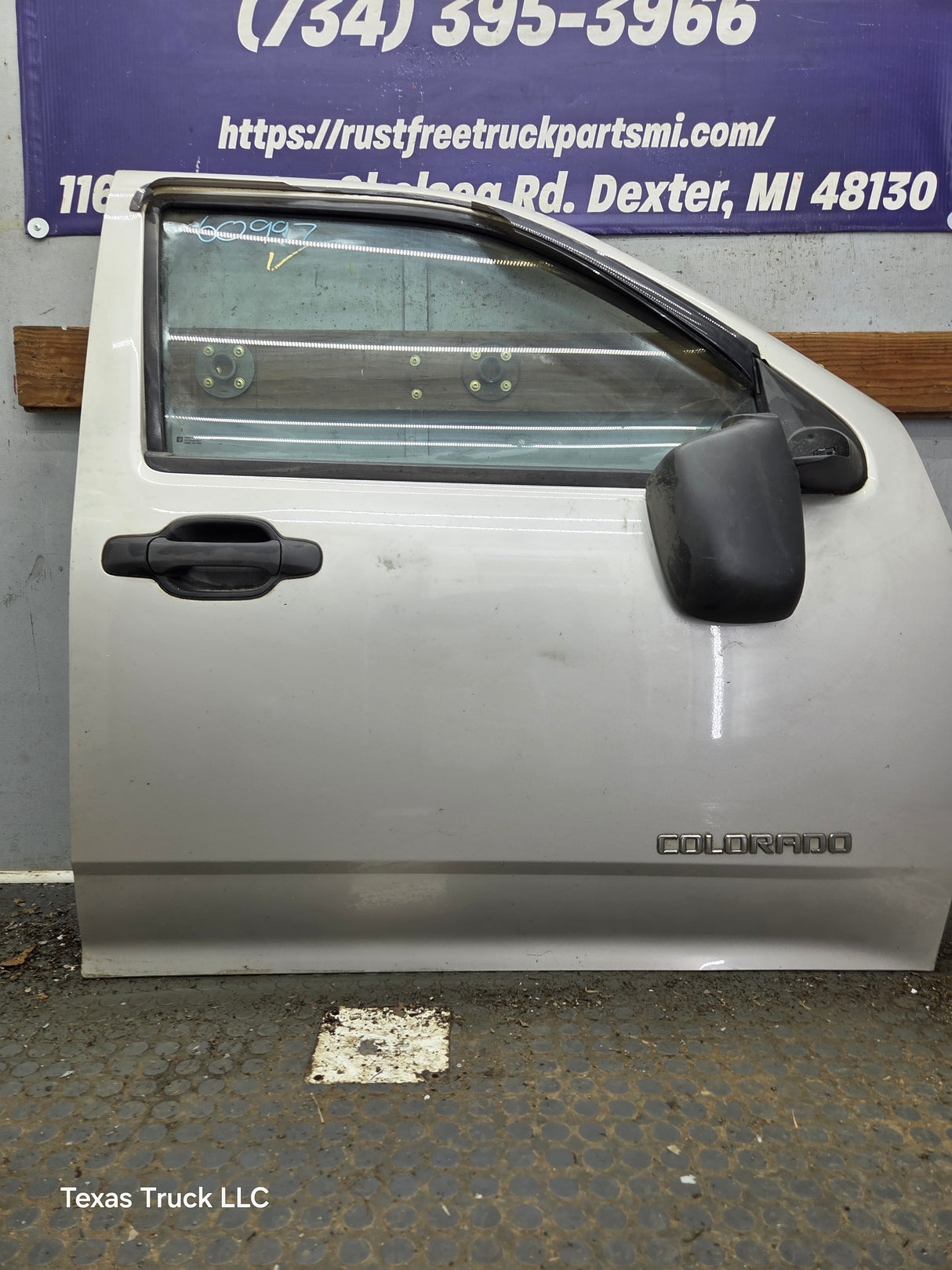 2004-2012 Chevrolet Colorado / GMC Canyon Passenger Side Crew Cab Door RH