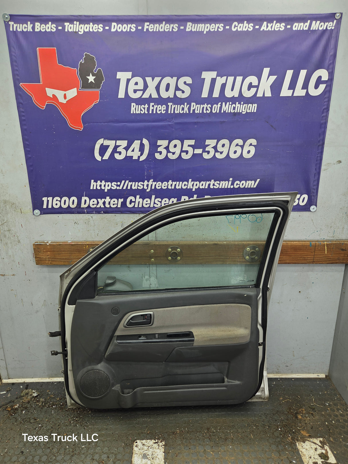 2004-2012 Chevrolet Colorado / GMC Canyon Passenger Side Crew Cab Door RH