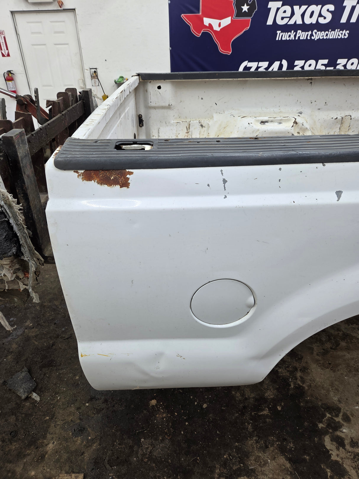 1999-2010 Ford Super Duty F250 F350 6' 9" Short Truck Bed