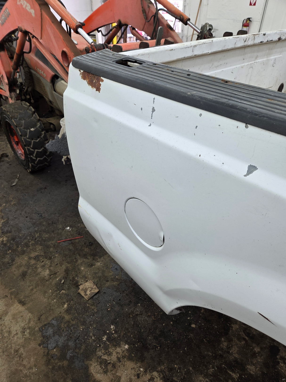1999-2010 Ford Super Duty F250 F350 6' 9" Short Truck Bed