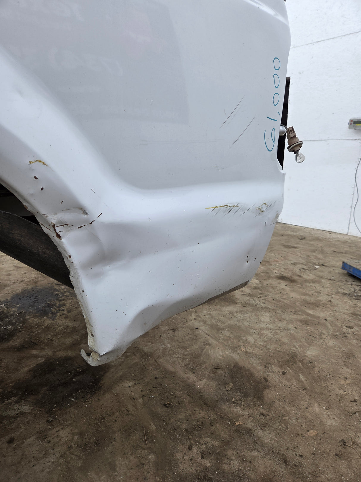 1999-2010 Ford Super Duty F250 F350 6' 9" Short Truck Bed