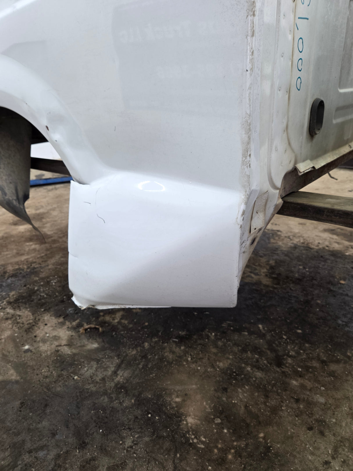 1999-2010 Ford Super Duty F250 F350 6' 9" Short Truck Bed