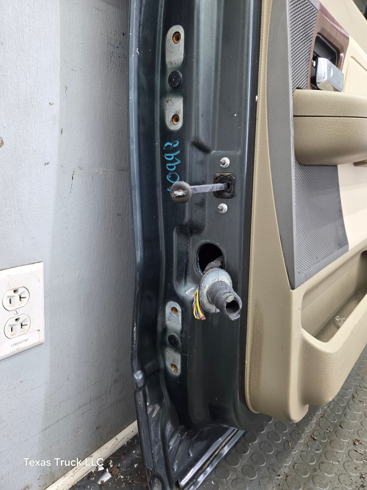 2004-2008 Ford F150 Rear Passenger Crew Cab Door