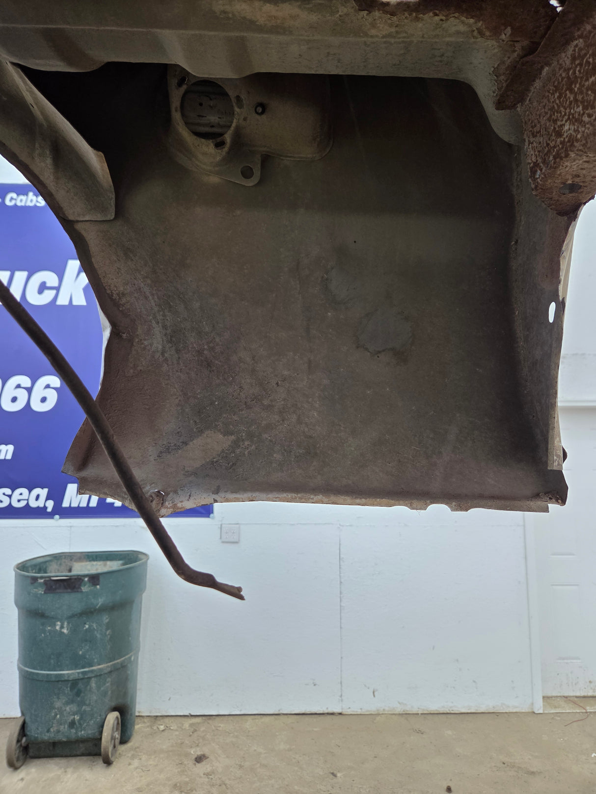 1999-2010 Ford Super Duty F250 F350 6' 9" Short Truck Bed