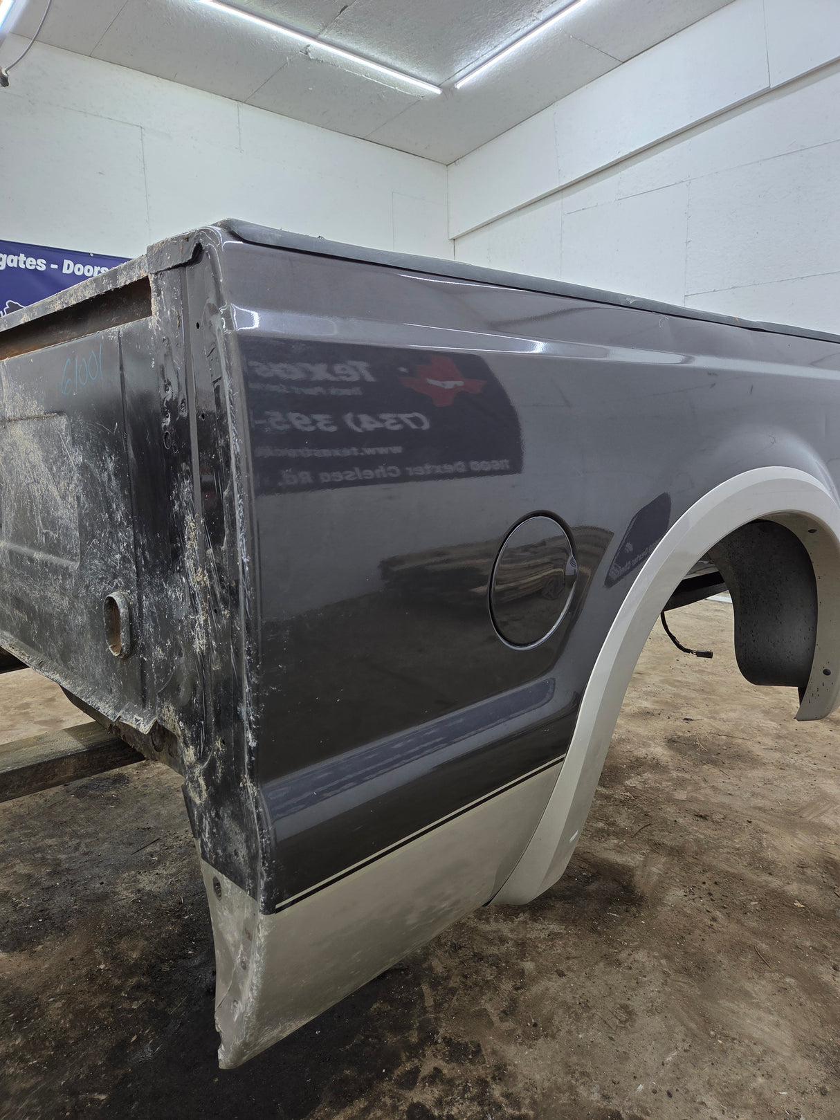 1999-2010 Ford Super Duty F250 F350 6' 9" Short Truck Bed