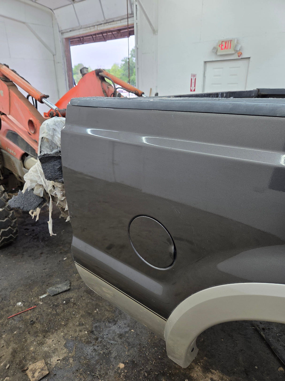 1999-2010 Ford Super Duty F250 F350 6' 9" Short Truck Bed