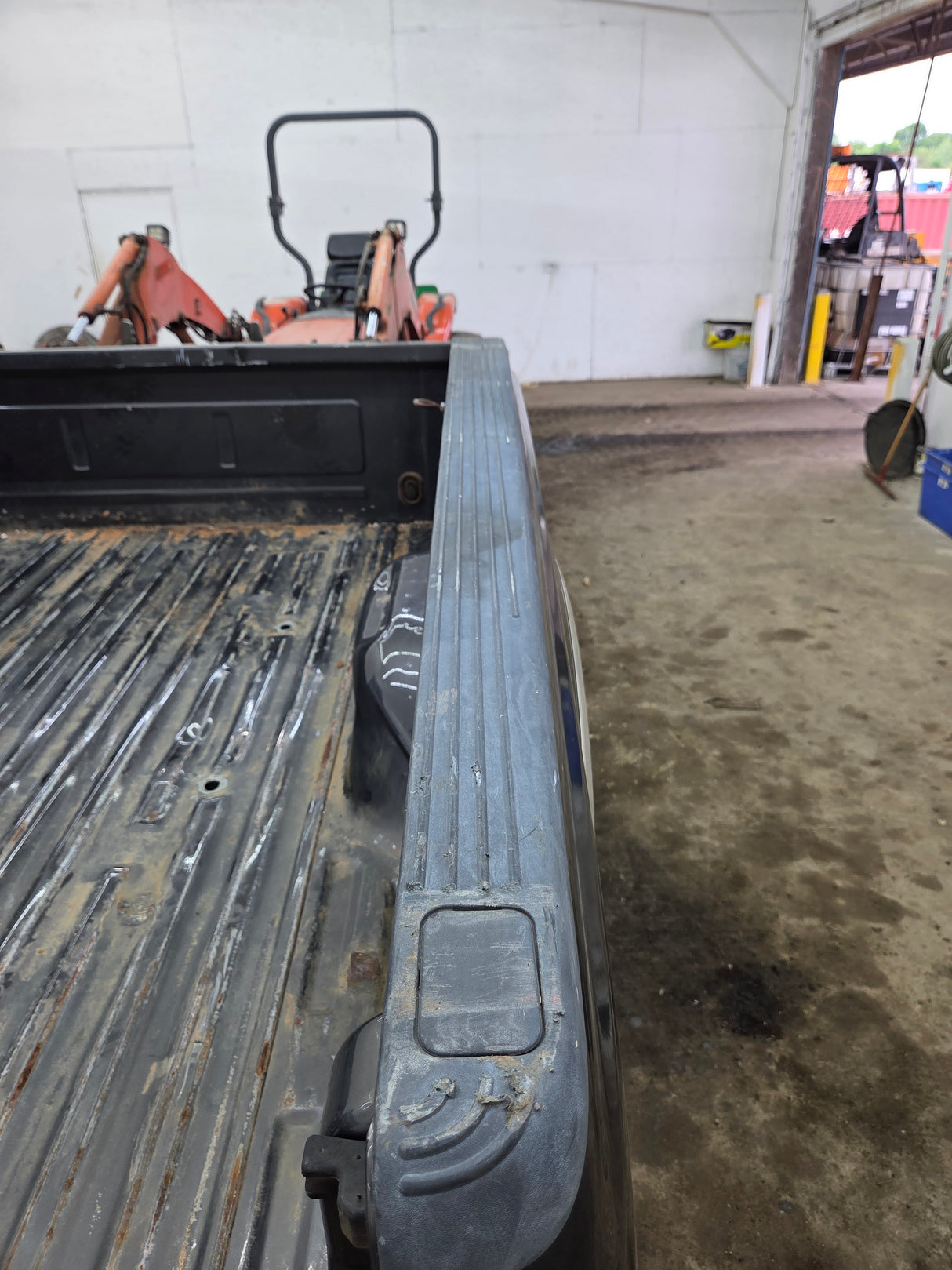 1999-2010 Ford Super Duty F250 F350 6' 9" Short Truck Bed