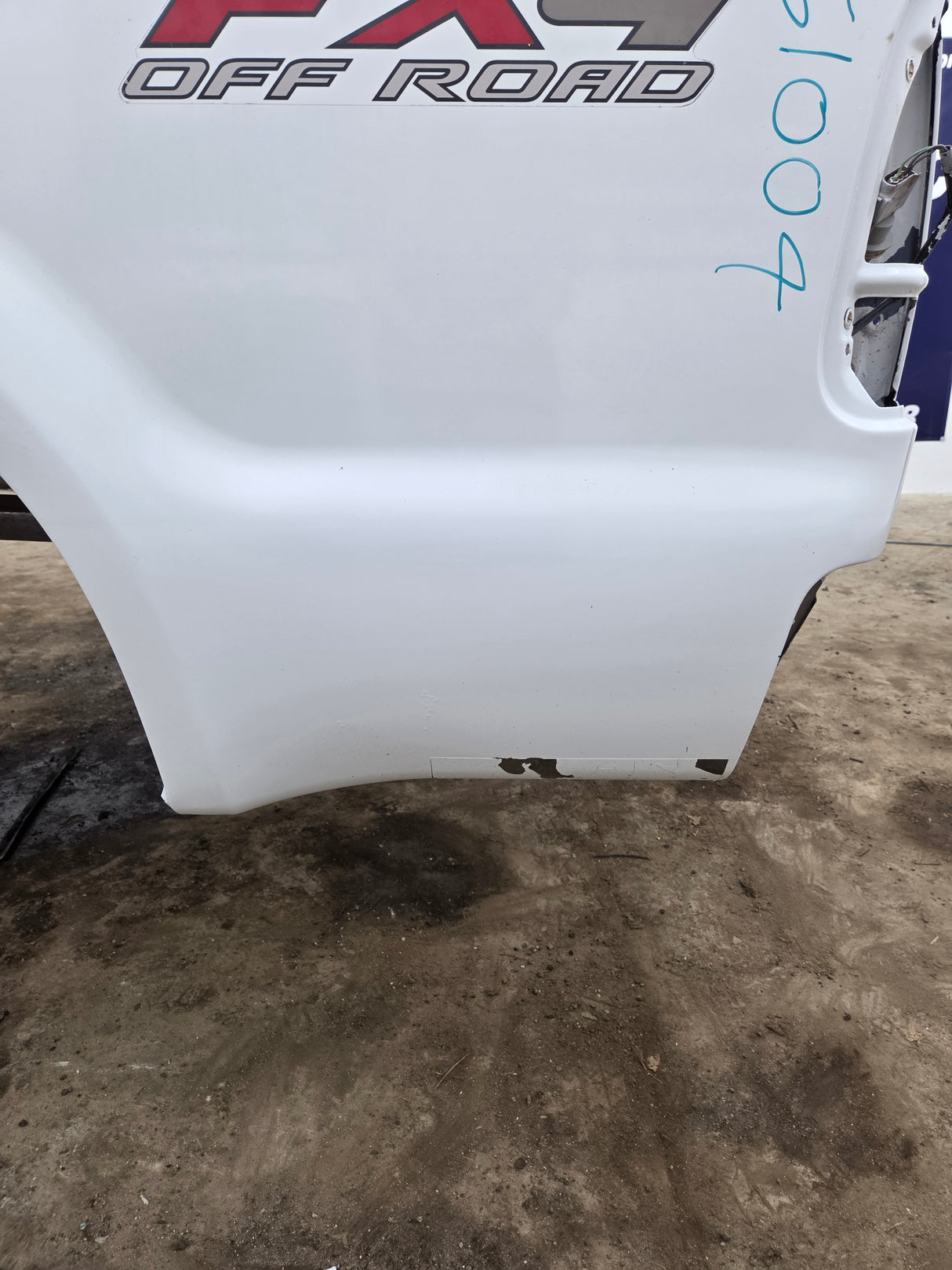 1999-2010 Ford Super Duty F250 F350 6' 9" Short Truck Bed