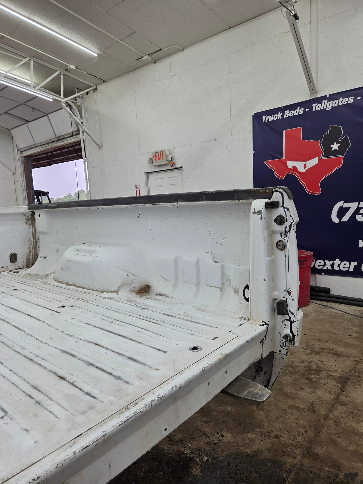 1999-2010 Ford Super Duty F250 F350 6' 9" Short Truck Bed