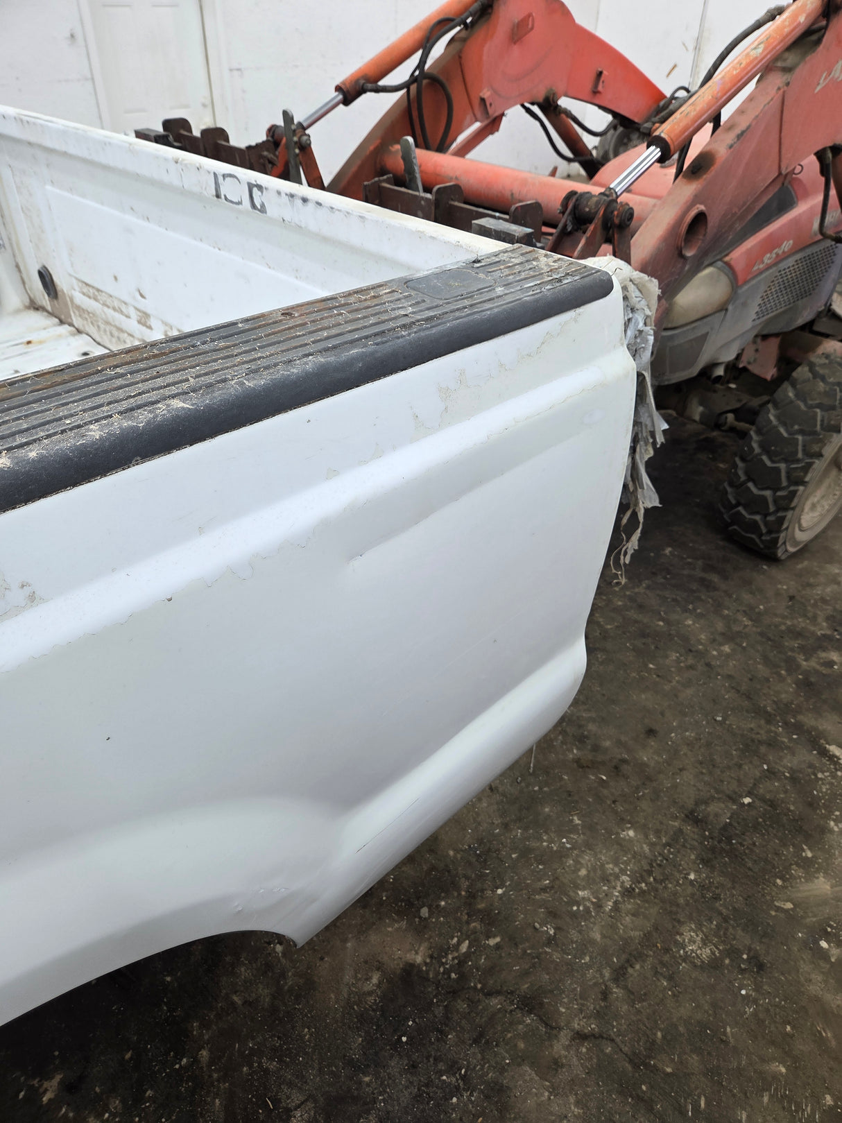 1999-2010 Ford Super Duty F250 F350 6' 9" Short Truck Bed