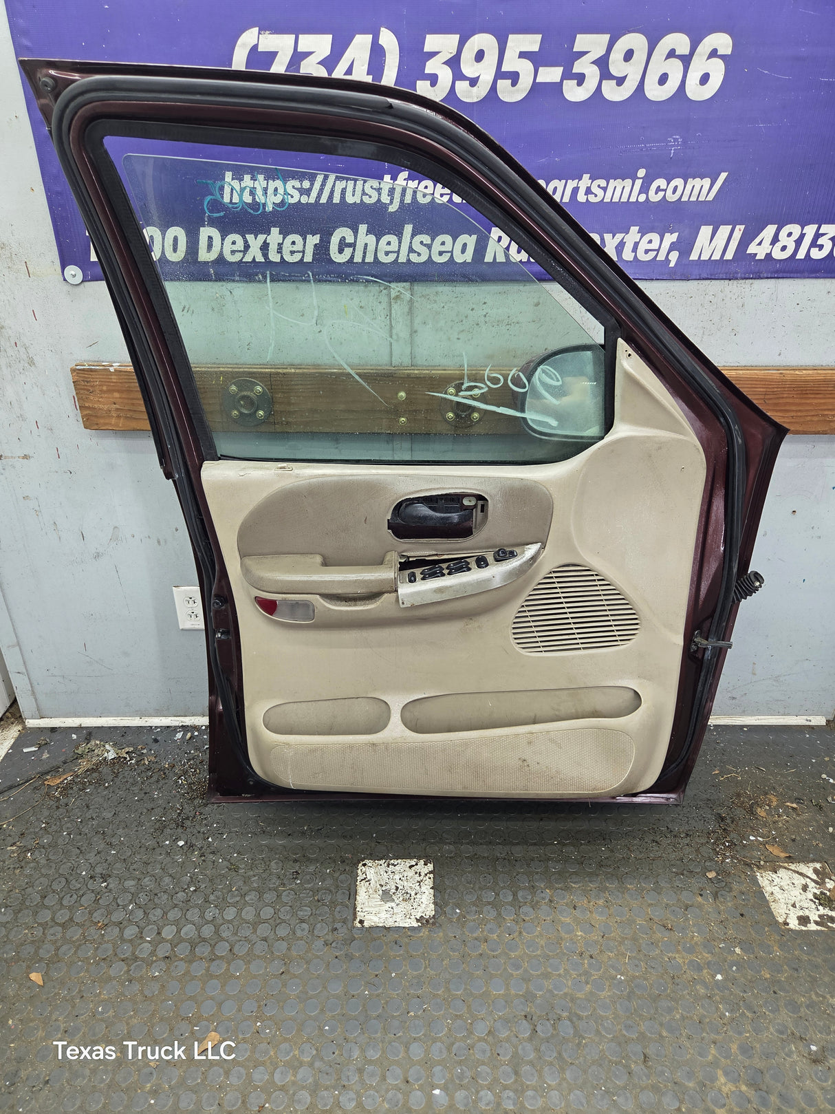 1997-2003 Ford F150 Crew Cab Driver Side LH Front Door