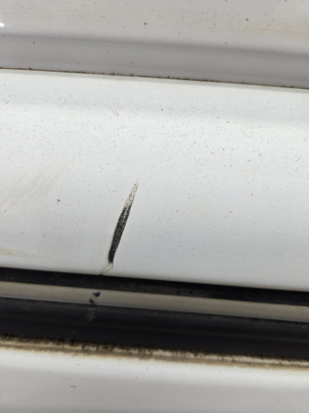 1999-2007 Chevrolet Silverado / GMC Sierra 1500 2500 3500 HD Rear Driver side LH Crew Cab rear door