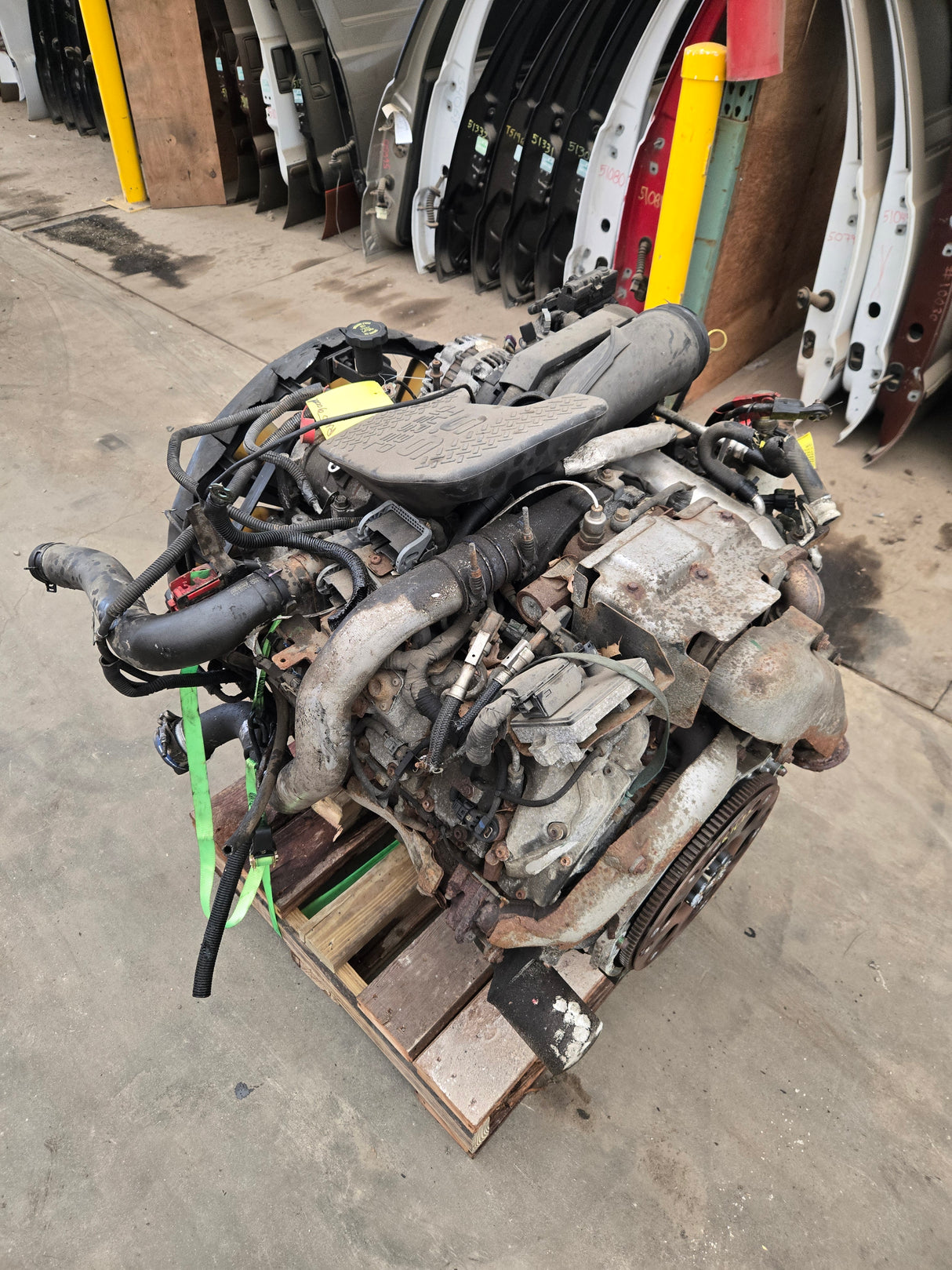 2006 LBZ Duramax Diesel 6.6L Engine Runs Great 117k miles