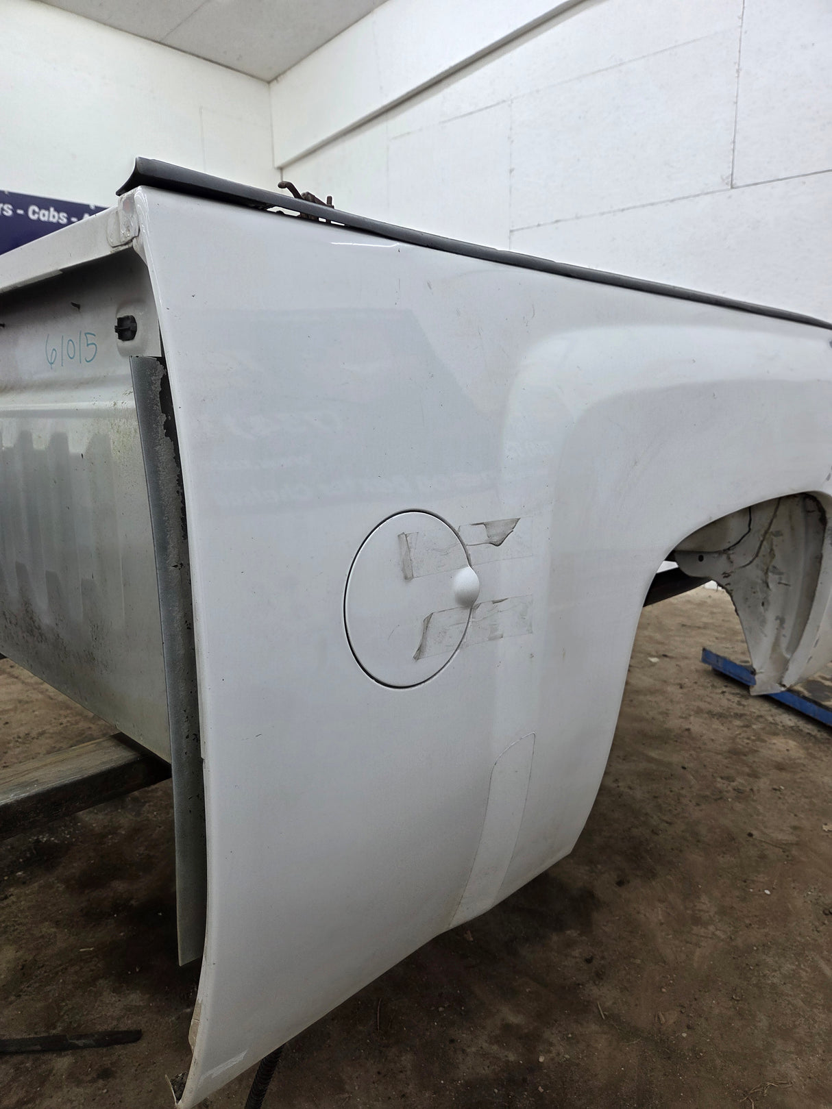 2007-2013 Chevrolet Silverado 1500 2500 3500 HD 6' 6" Short Truck Bed