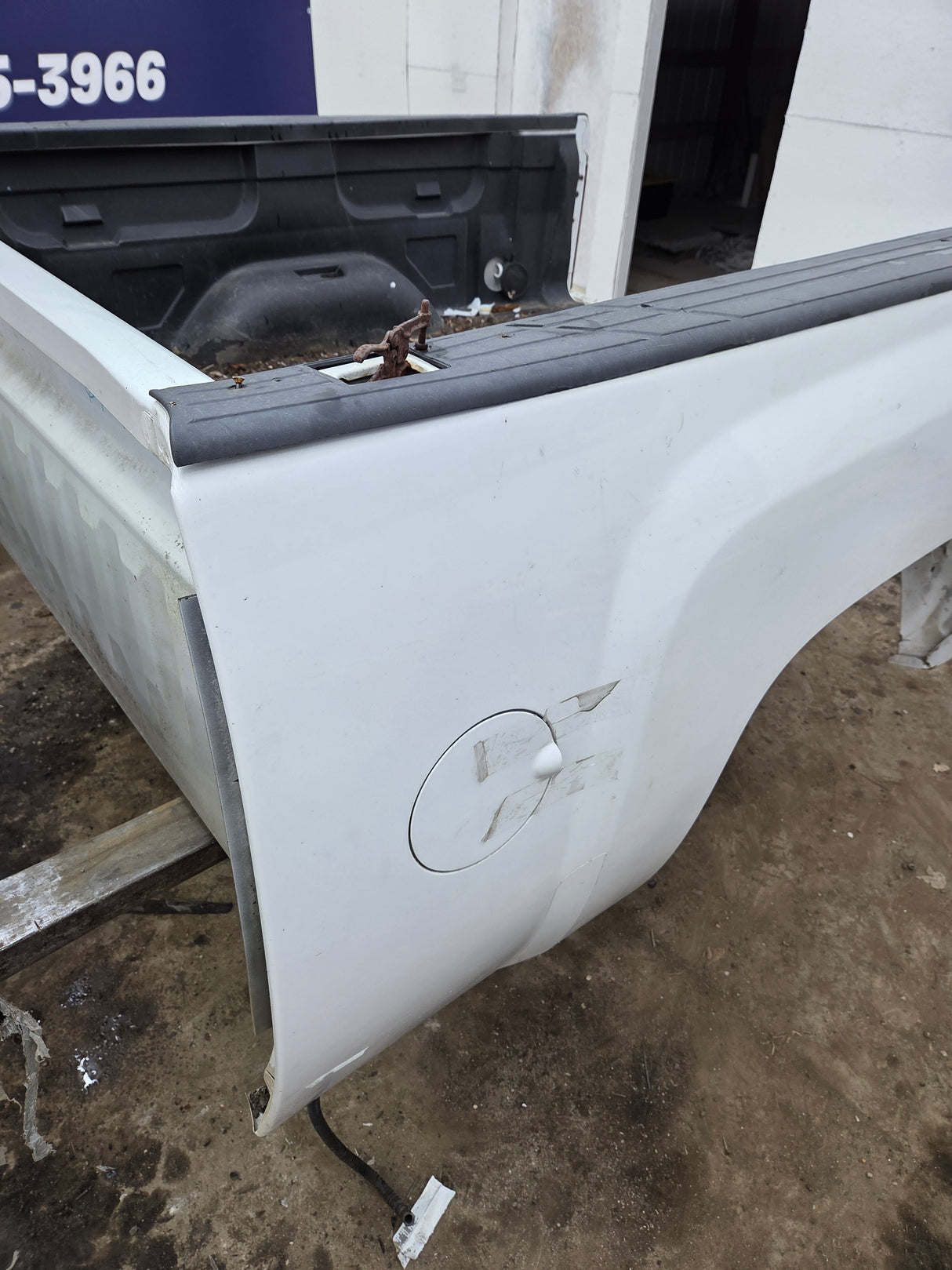 2007-2013 Chevrolet Silverado 1500 2500 3500 HD 6' 6" Short Truck Bed