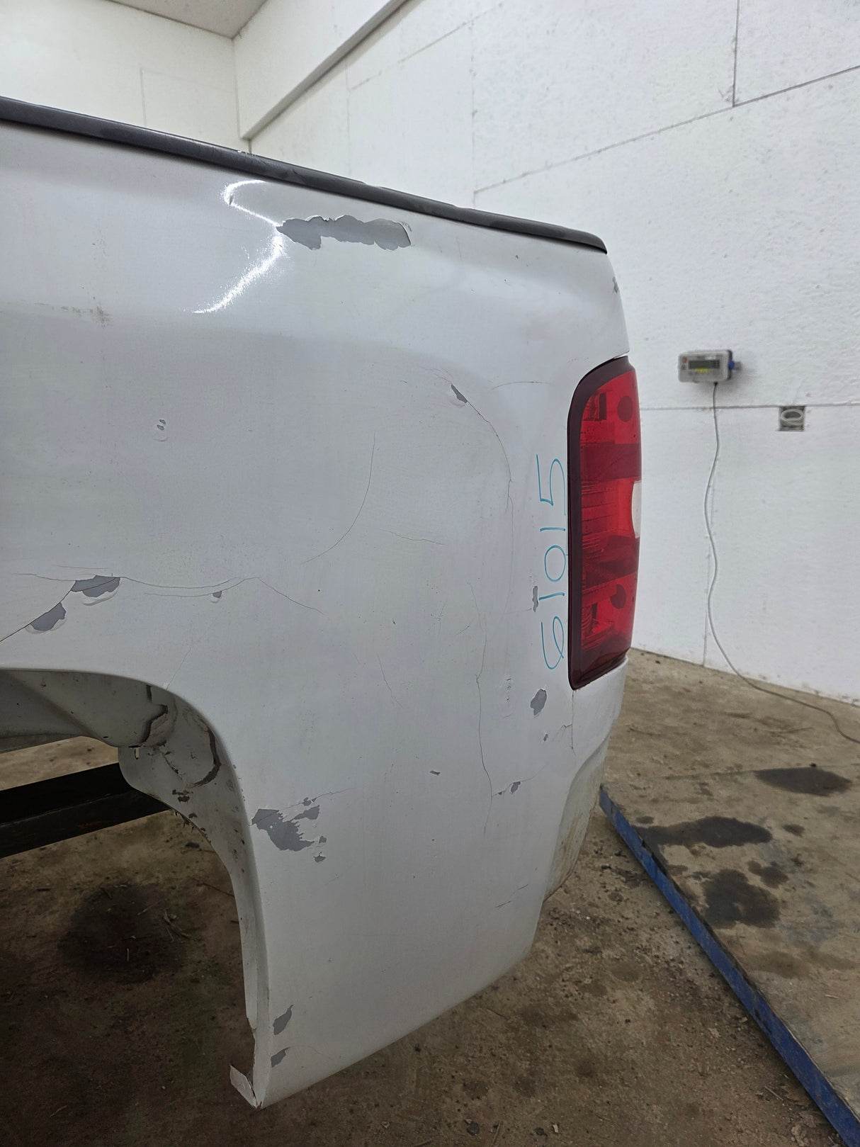 2007-2013 Chevrolet Silverado 1500 2500 3500 HD 6' 6" Short Truck Bed