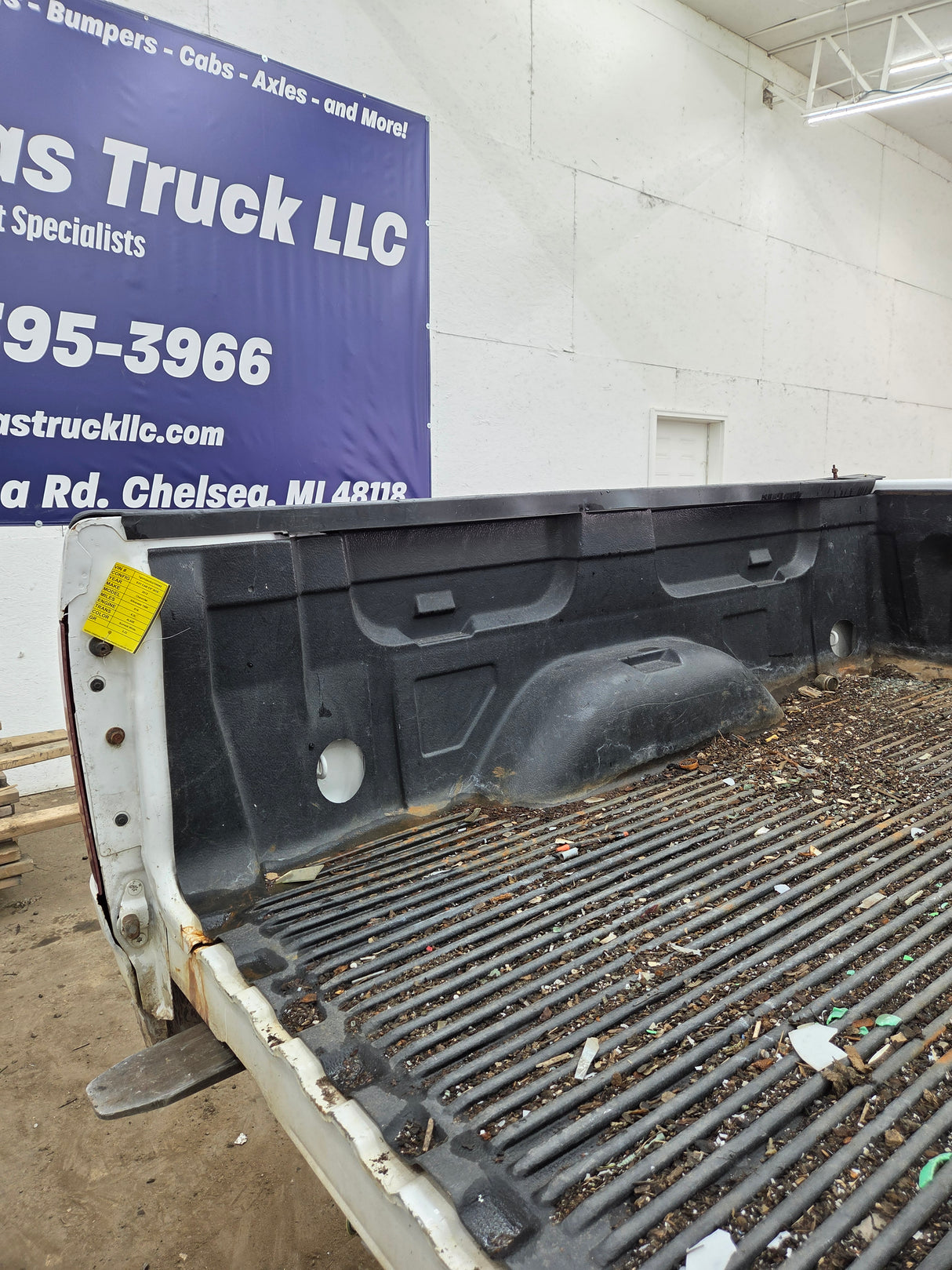 2007-2013 Chevrolet Silverado 1500 2500 3500 HD 6' 6" Short Truck Bed