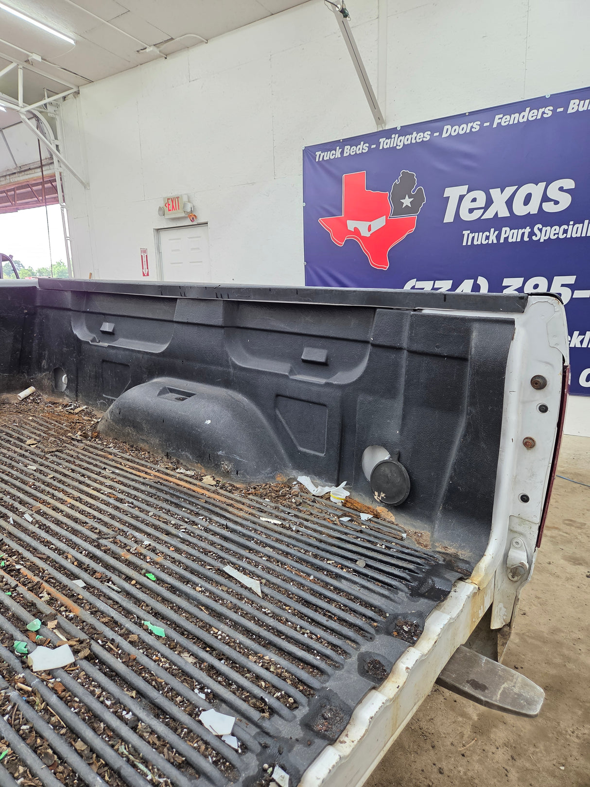 2007-2013 Chevrolet Silverado 1500 2500 3500 HD 6' 6" Short Truck Bed