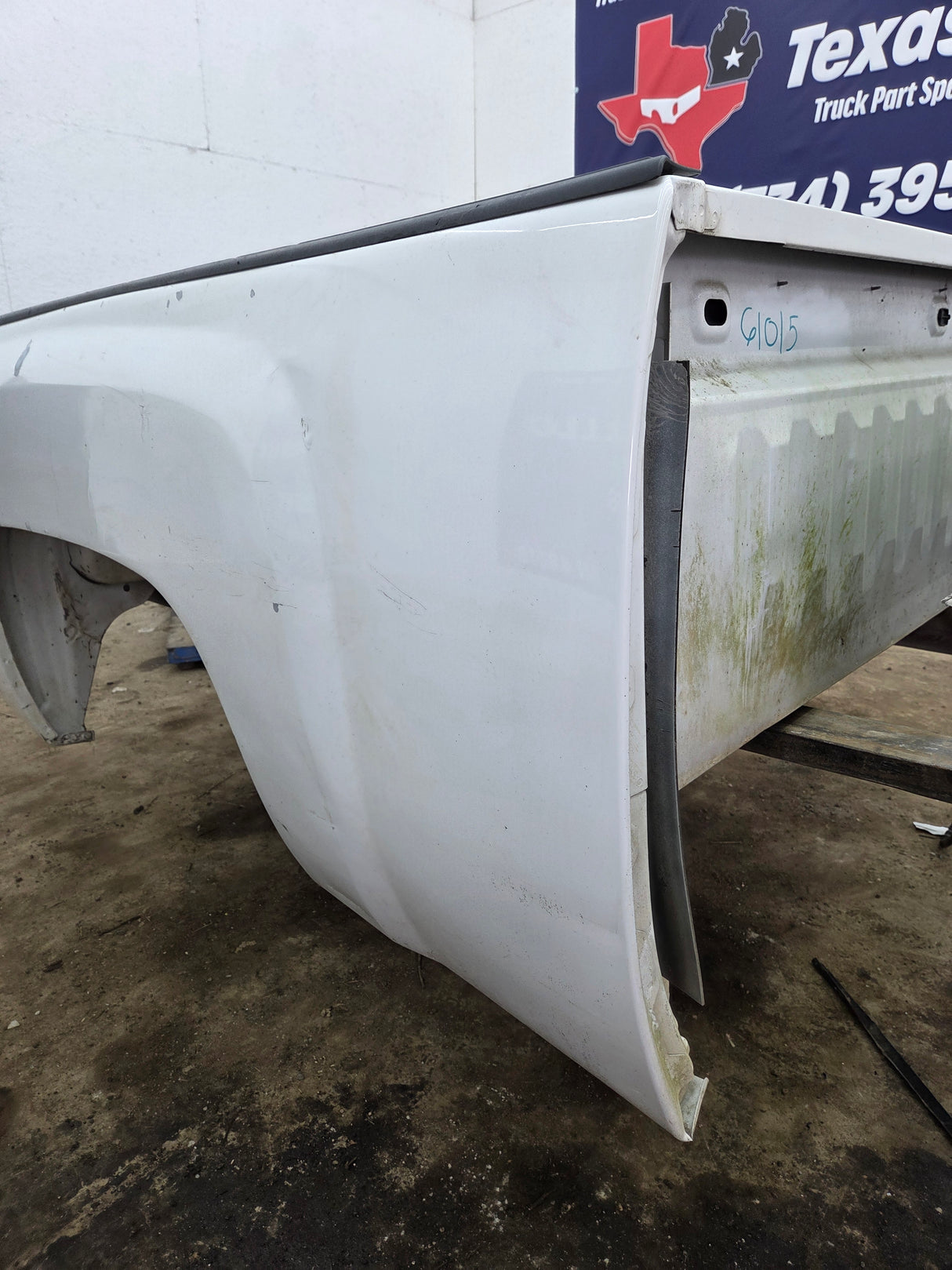 2007-2013 Chevrolet Silverado 1500 2500 3500 HD 6' 6" Short Truck Bed