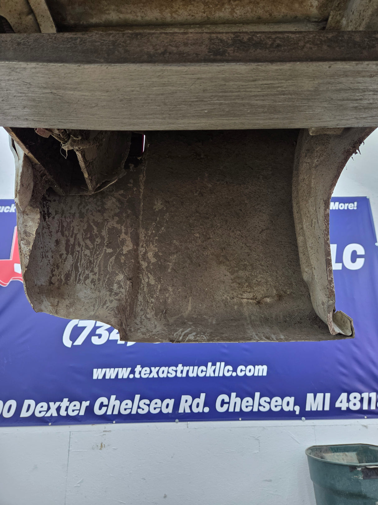 2007-2013 Chevrolet Silverado 1500 2500 3500 HD 6' 6" Short Truck Bed