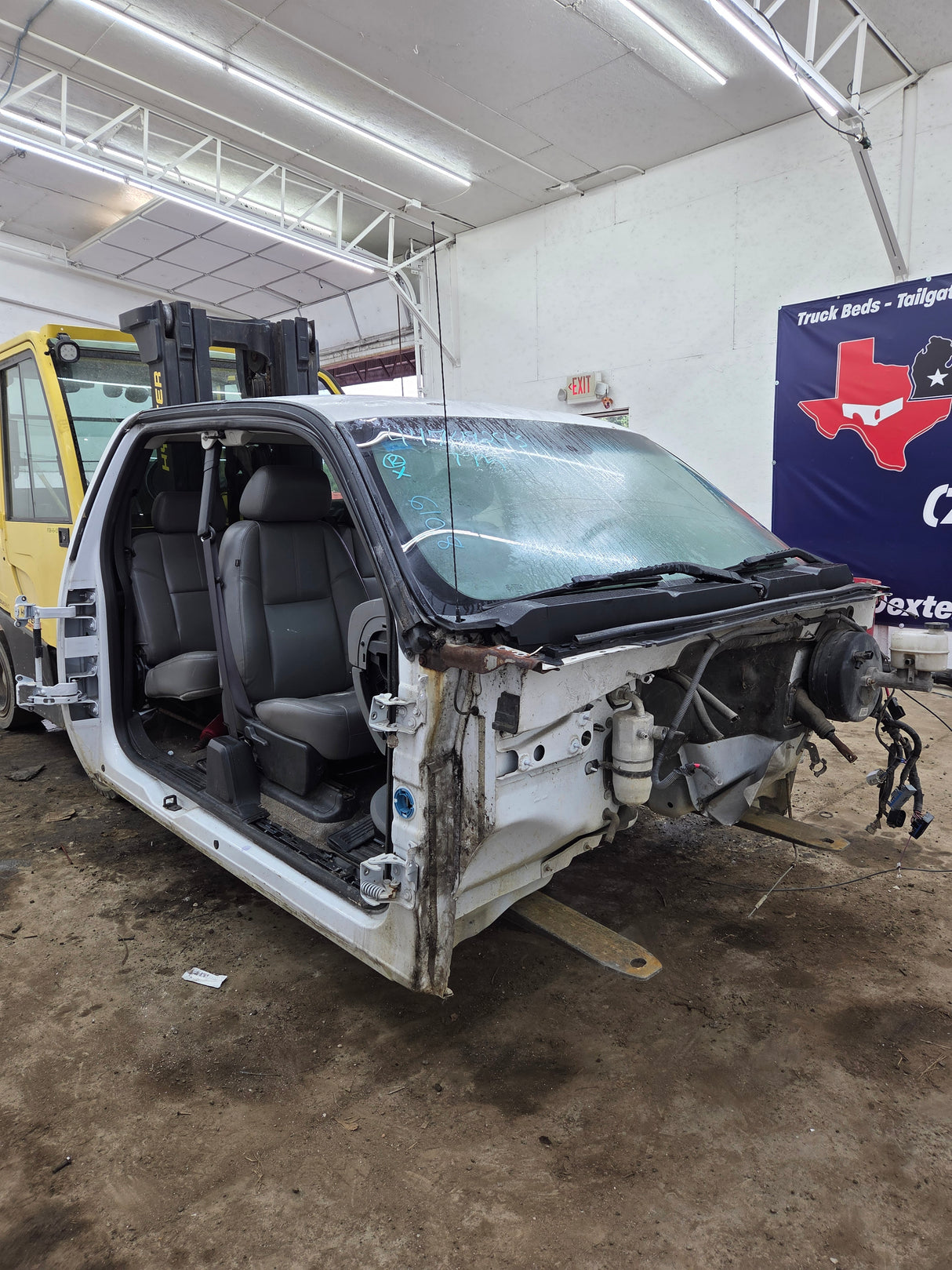 2007-2013 Chevrolet Silverado / GMC Sierra 1500 2500 3500 HD Extended Cab