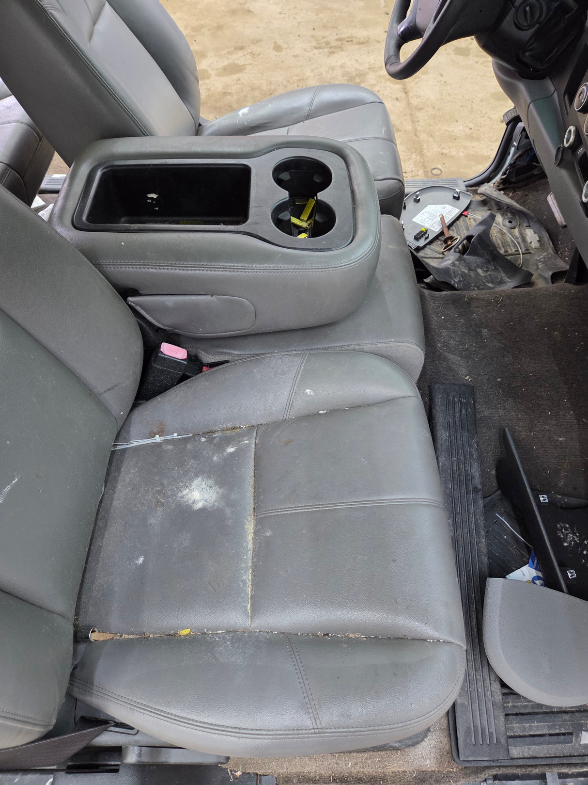 2007-2013 Chevrolet Silverado / GMC Sierra 1500 2500 3500 HD Extended Cab