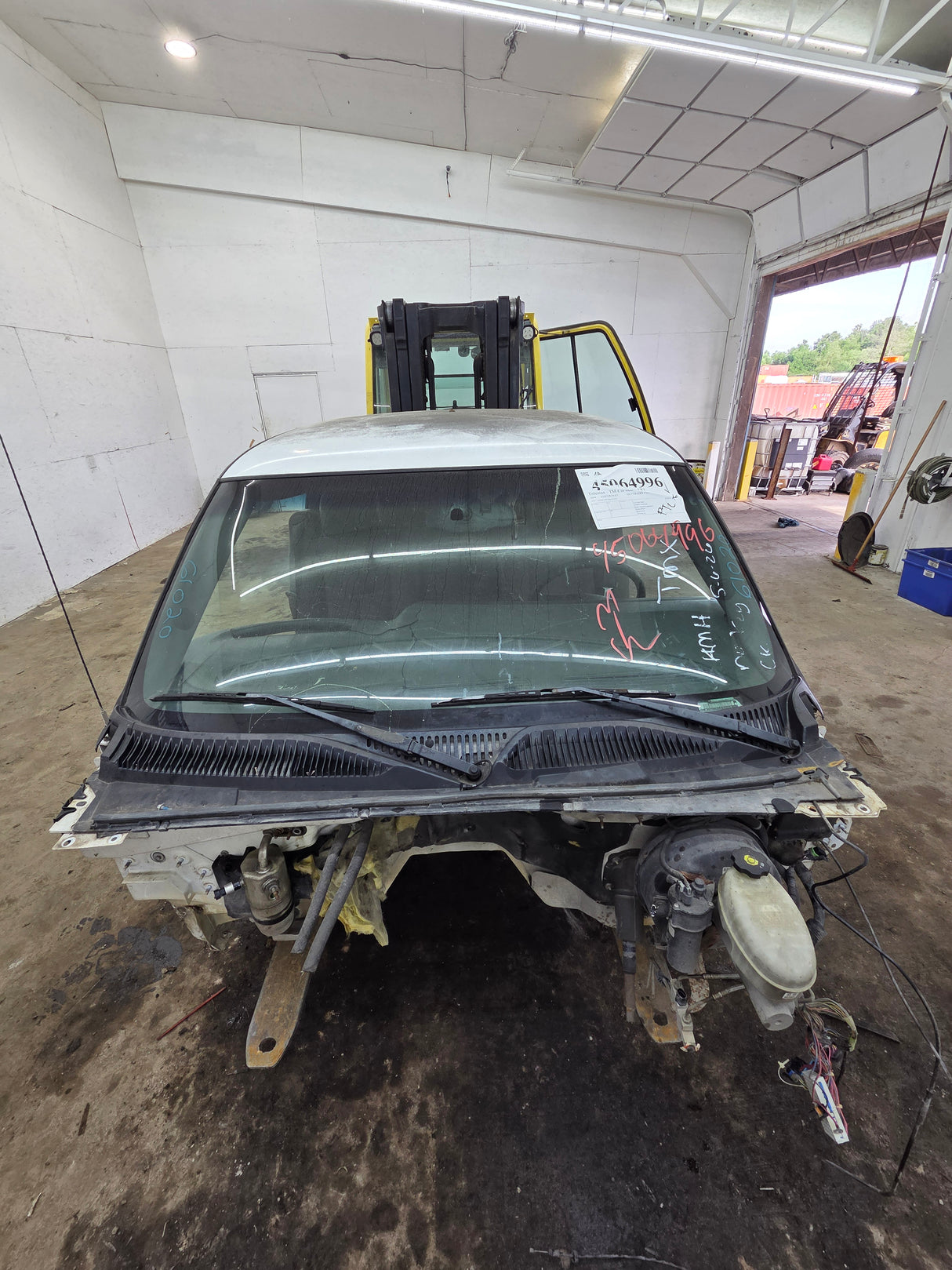 1999-2007 Chevrolet Silverado / GMC Sierra 1500 2500 HD 3500HD Extended Cab Body - Summit White (Copy)