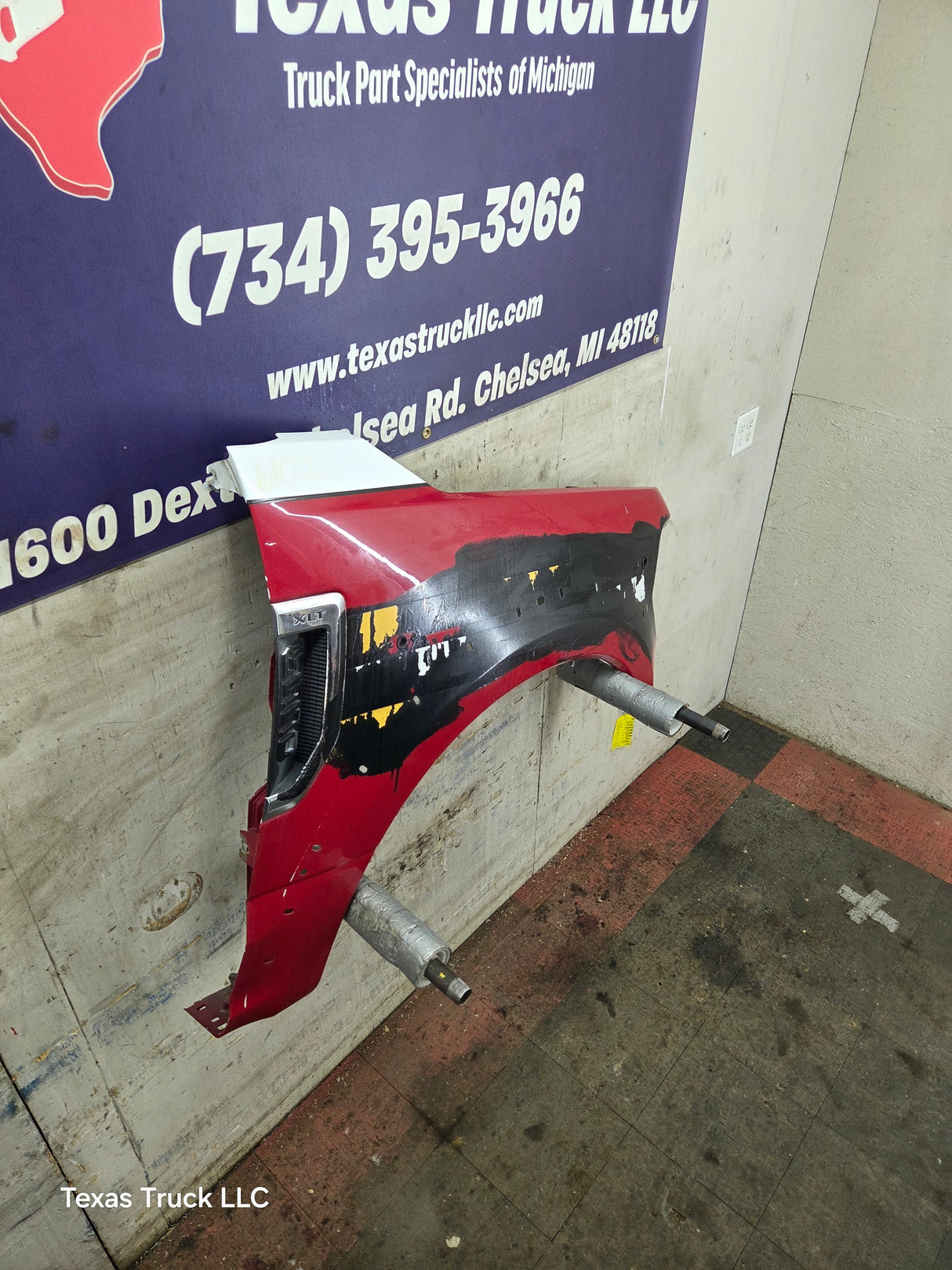 2017-2019 Ford Super Duty F450 F550 RH Passenger Fender