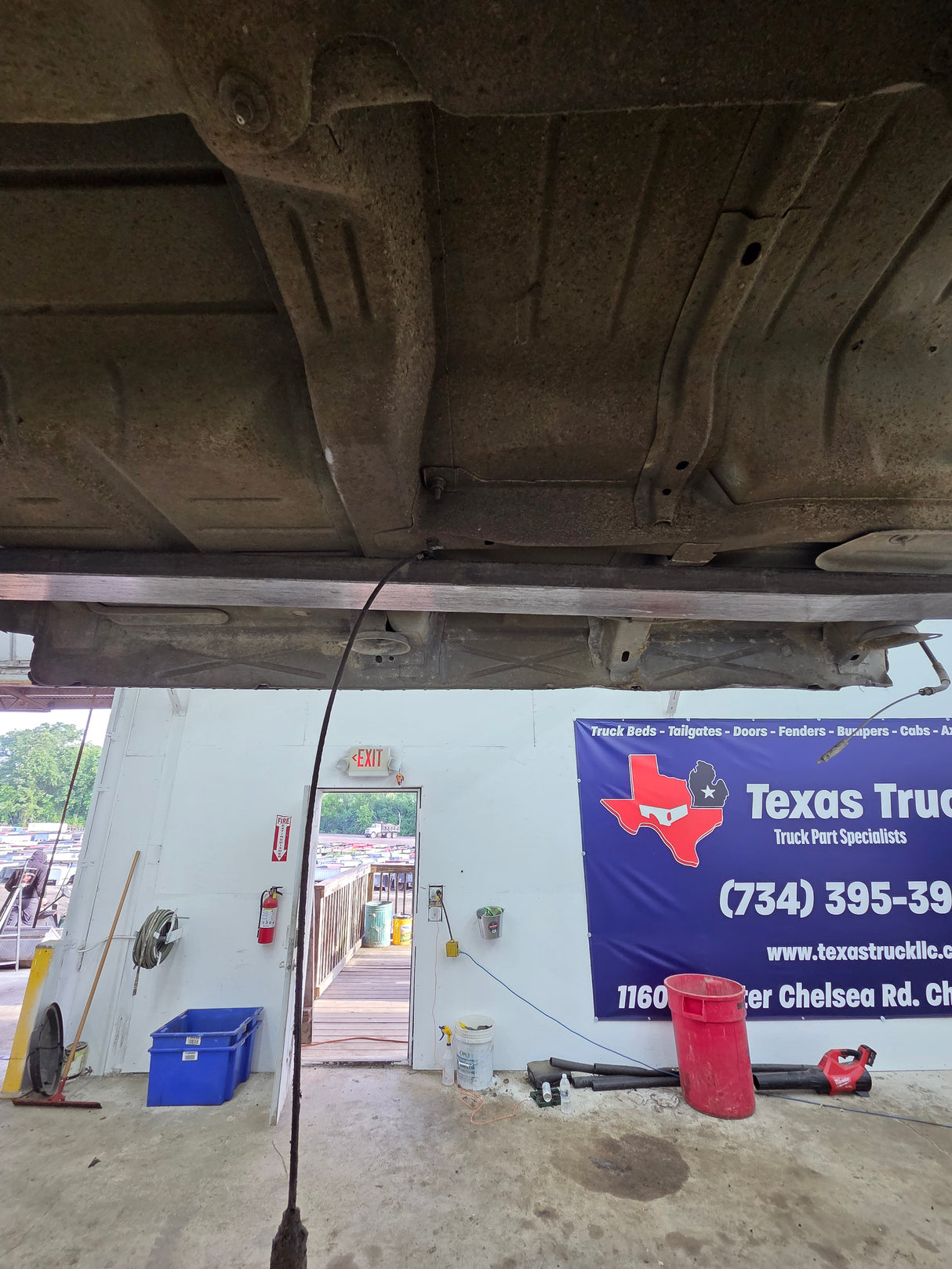 1999-2007 Chevrolet Silverado / GMC Sierra 1500 2500 HD 3500HD Extended Cab Body - Summit White (Copy)
