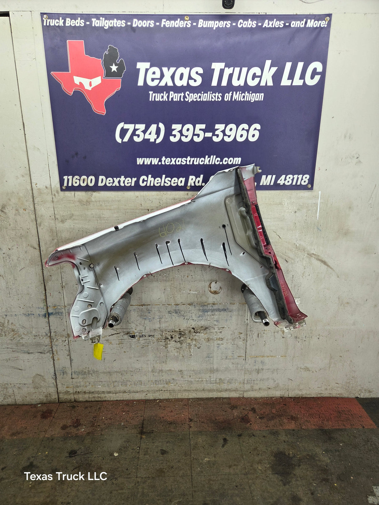 2017-2019 Ford Super Duty F450 F550 RH Passenger Fender